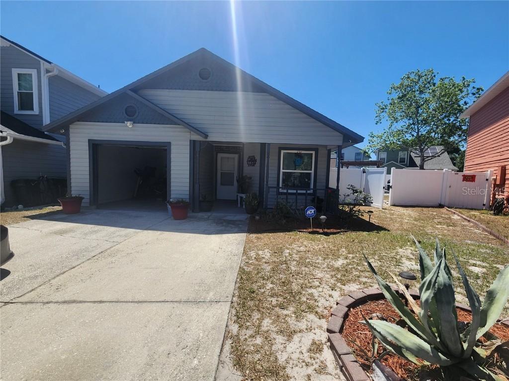 6794 E Brittany Chase Ct., Orlando, FL 32810