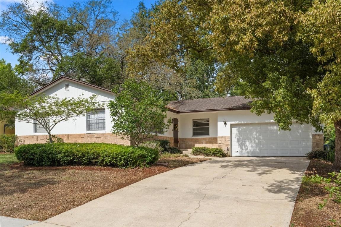 32 Sweetbay Ln., Orlando, FL 32835
