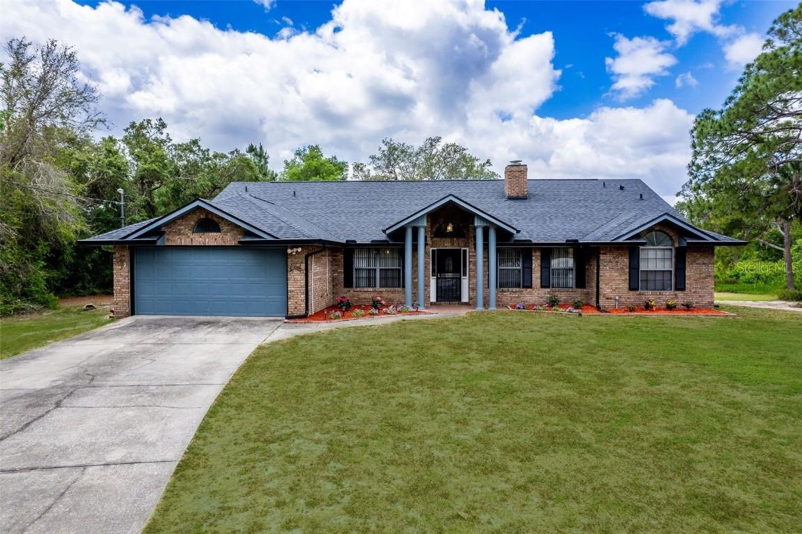 810 Alex Ln., Deltona, FL 32738