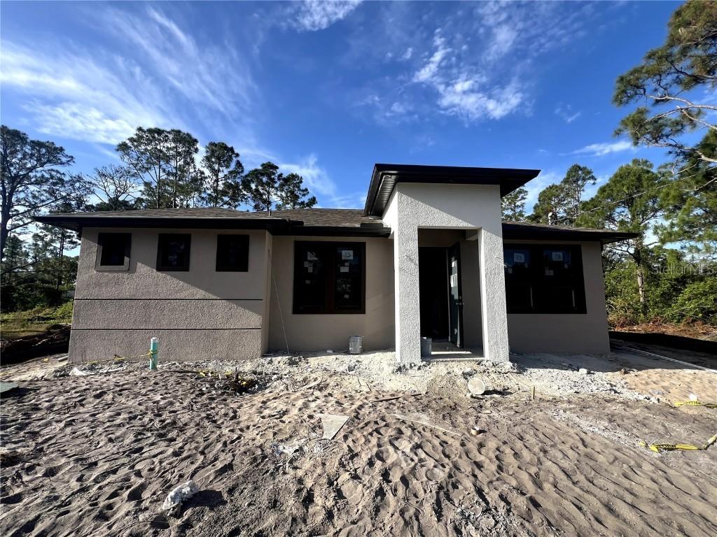 902 Milwaukee Blvd., Lehigh Acres, FL 33974