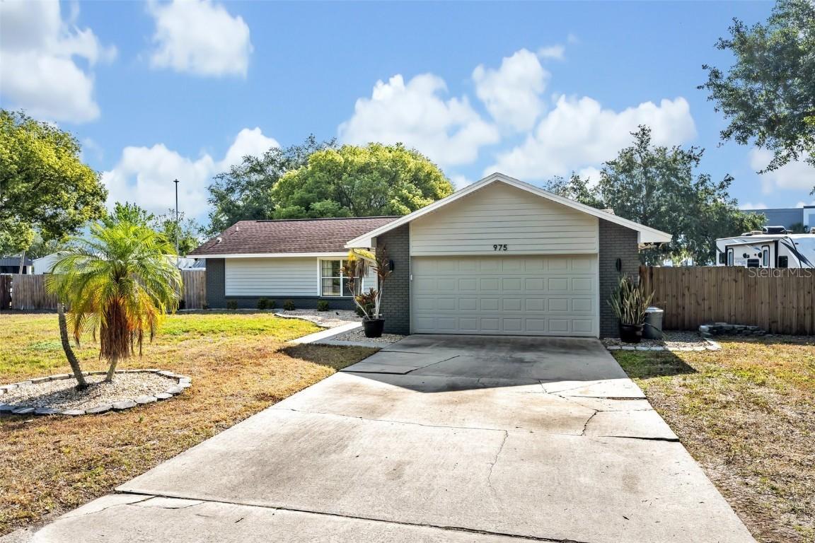975 N Elder Rd., Sanford, FL 32771