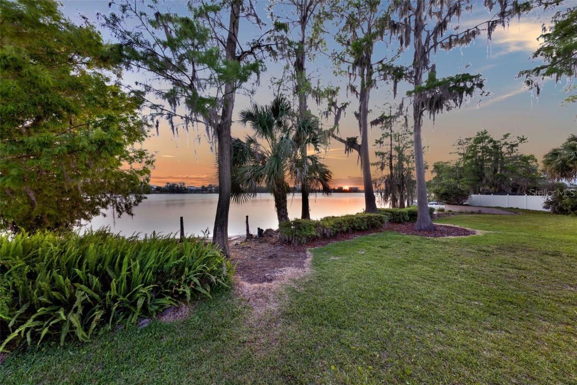 11632 Lake Willis Dr., Orlando, FL 32821