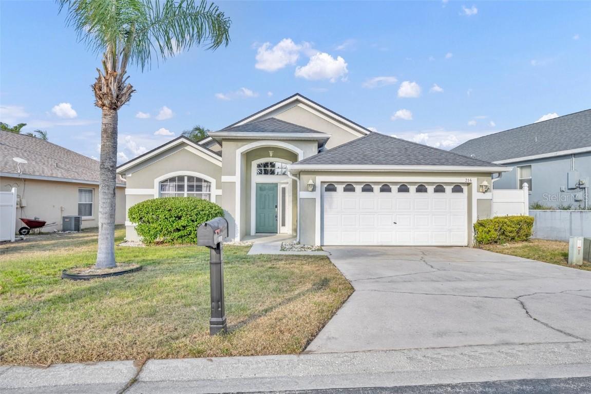 314 Lady Diana Dr., Davenport, FL 33837