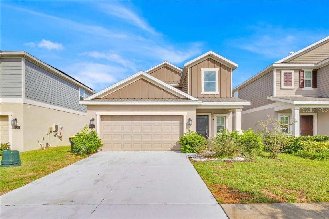 933 Jackson Ave., Davenport, FL 33837