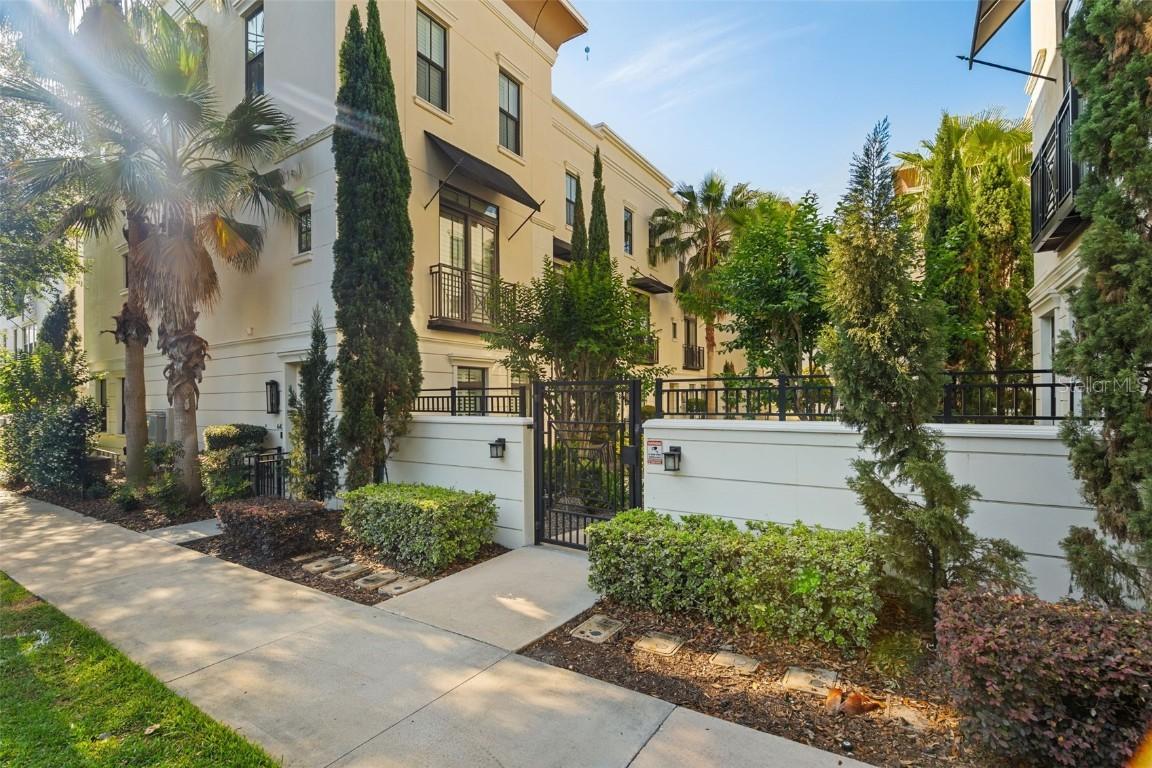 654 Mariposa St., Orlando, FL 32801