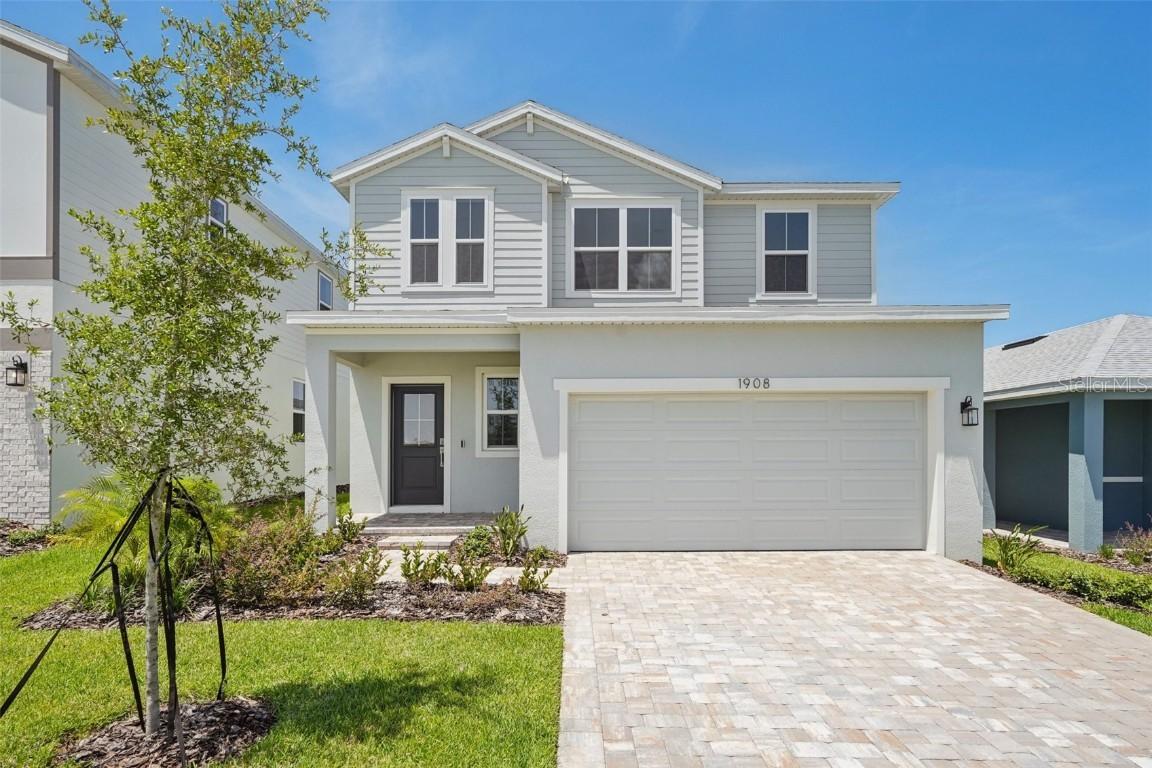 1908 Diamond Head Cir., Haines City, FL 33844