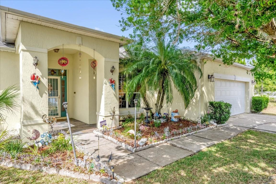 329 Alegriano Ct., Kissimmee, FL 34758