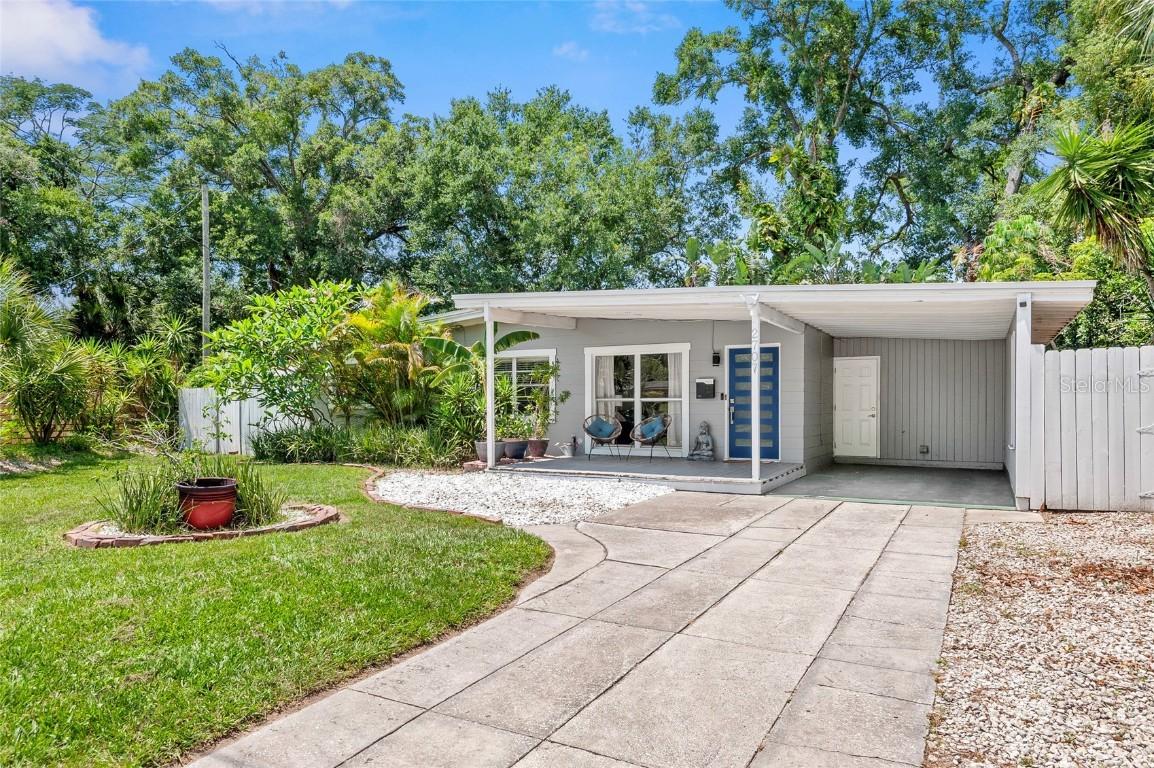 2707 E Marks St., Orlando, FL 32803