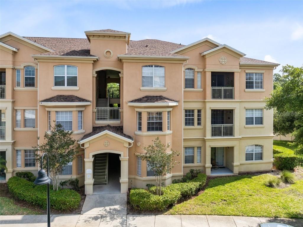 422 Terrace Ridge Cir., Davenport, FL 33896