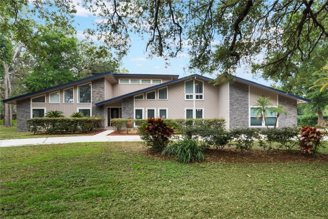 202 Sweetwater Club Blvd., Longwood, FL 32779