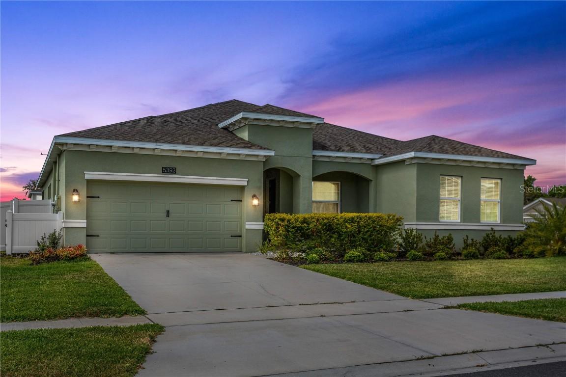 5393 Red Coral Cir., Mount Dora, FL 32757