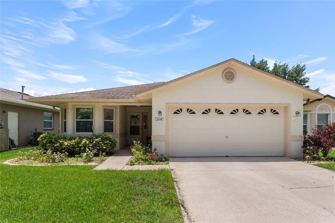 2244 Silver Lakes Dr., Lakeland, FL 33810