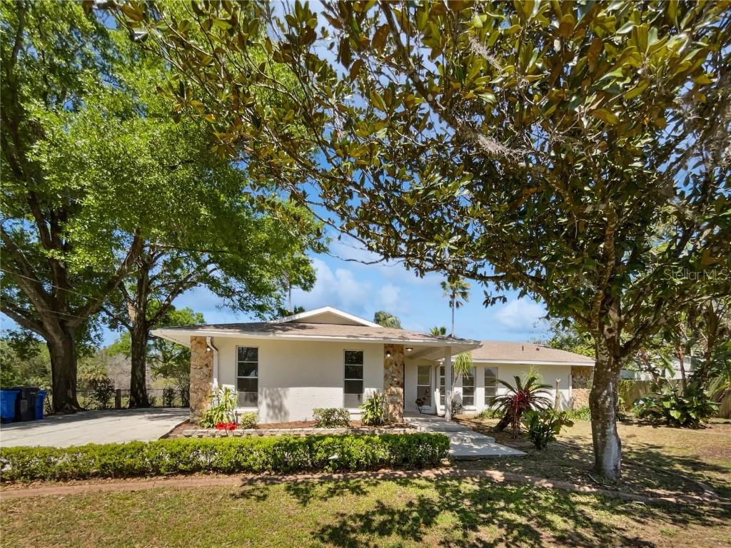 9420 Ripley Rd., Thonotosassa, FL 33592