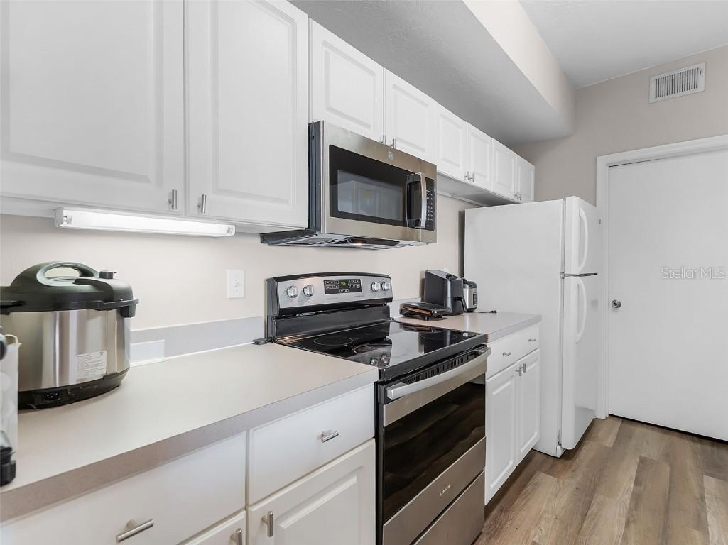 5566 Metrowest Blvd. #304, Orlando, FL 32811