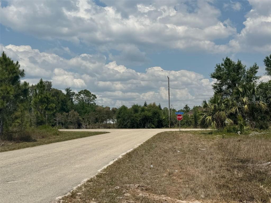 1249 Bowles Ave., Fort Myers, FL 33913