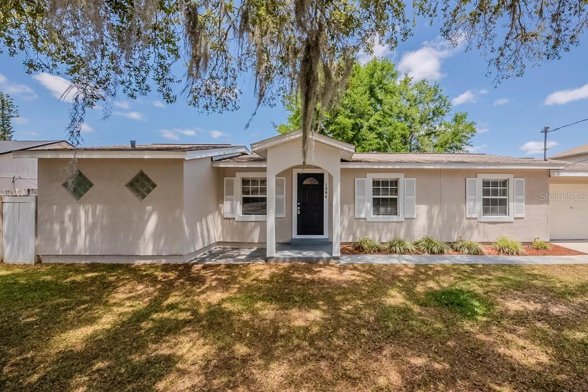 1084 Doyle Rd., Deltona, FL 32725