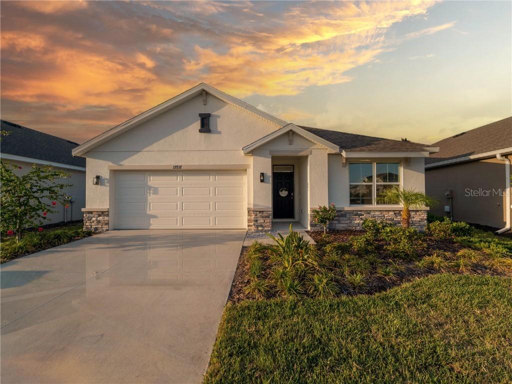 17737 Canopy Pl., Bradenton, FL 34211