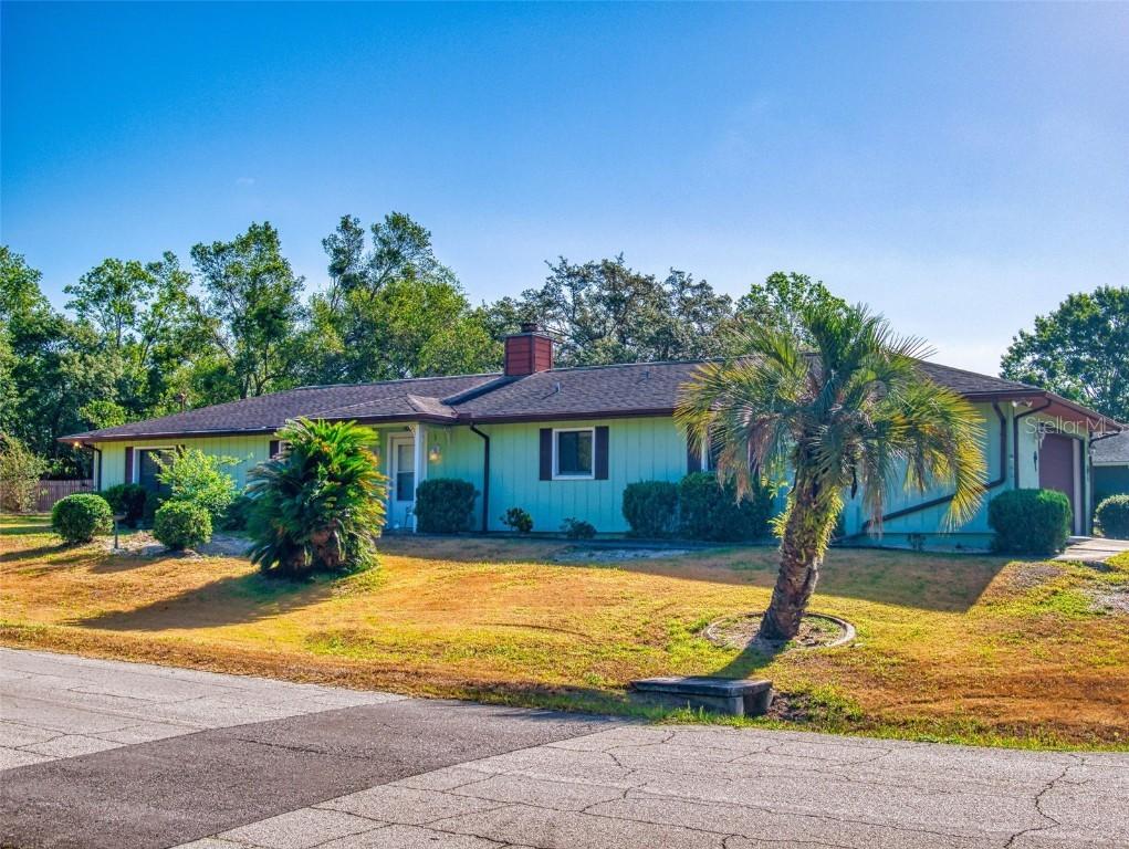 1872 N Akron Dr., Deltona, FL 32738