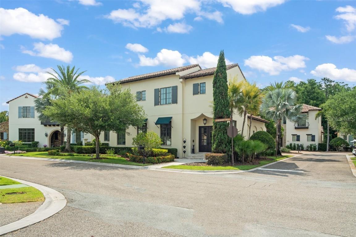 9730 Lounsberry Cir., Golden Oak, FL 32836