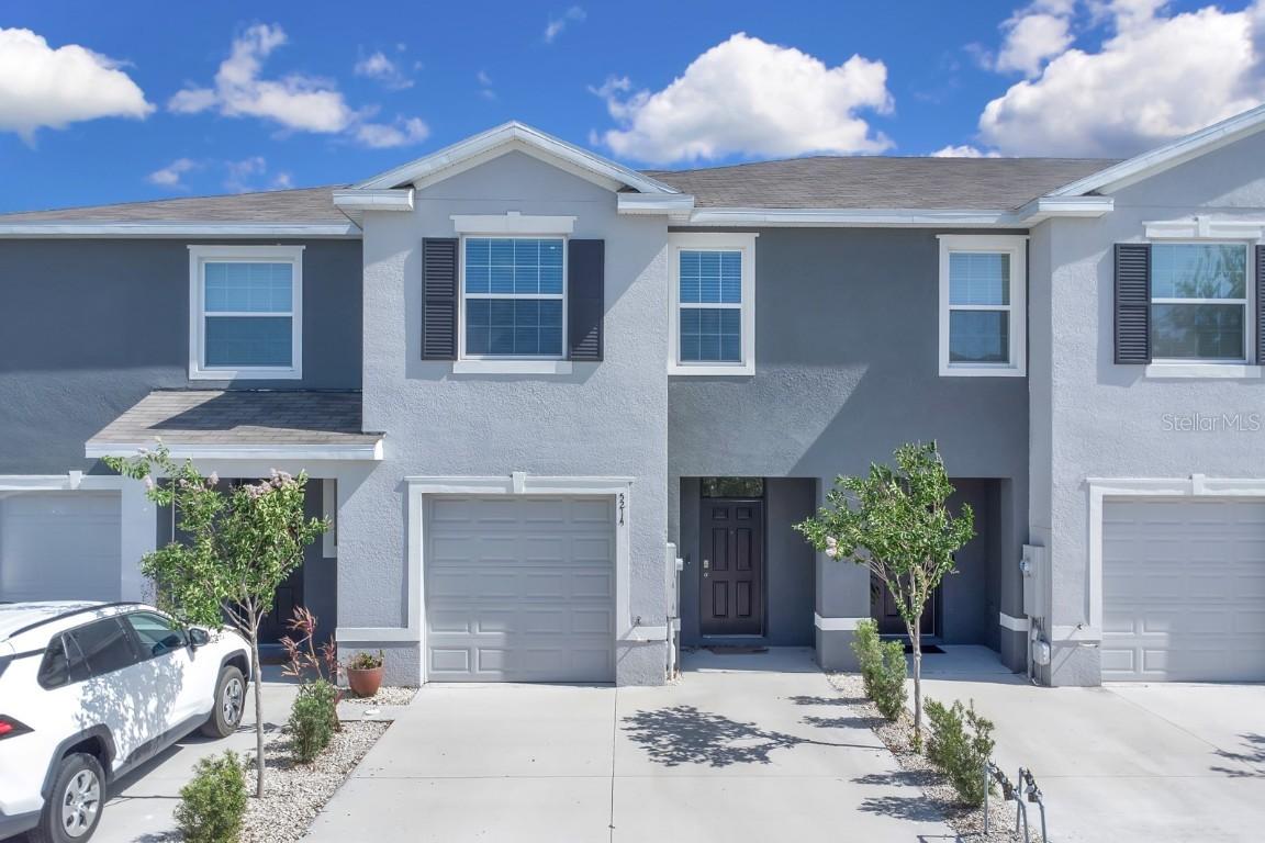 5214 Dragonfly Dr., Wildwood, FL 34785