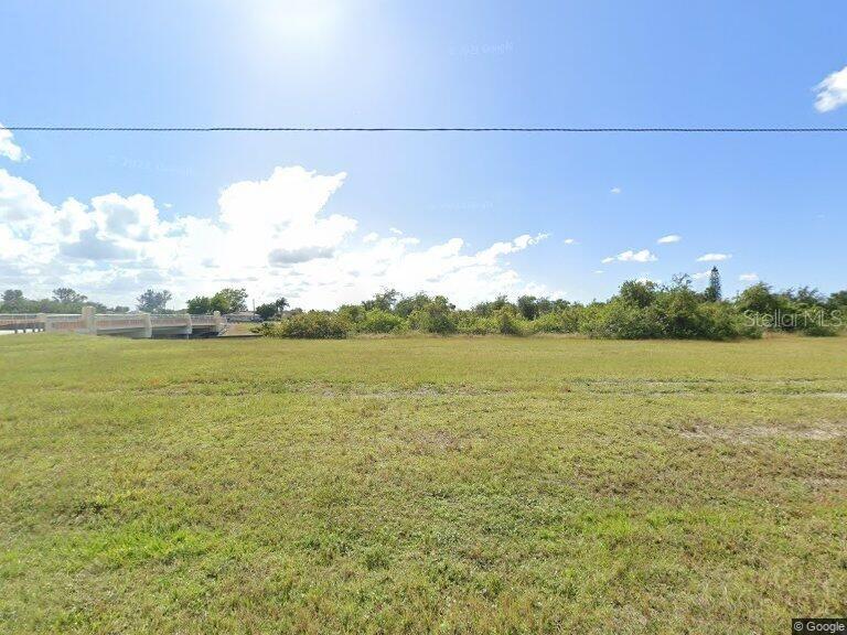 1408 NE 23rd Ter., Cape Coral, FL 33909