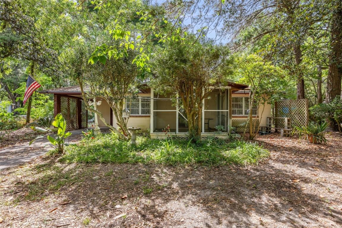 4130 NW 9th St., Gainesville, FL 32609