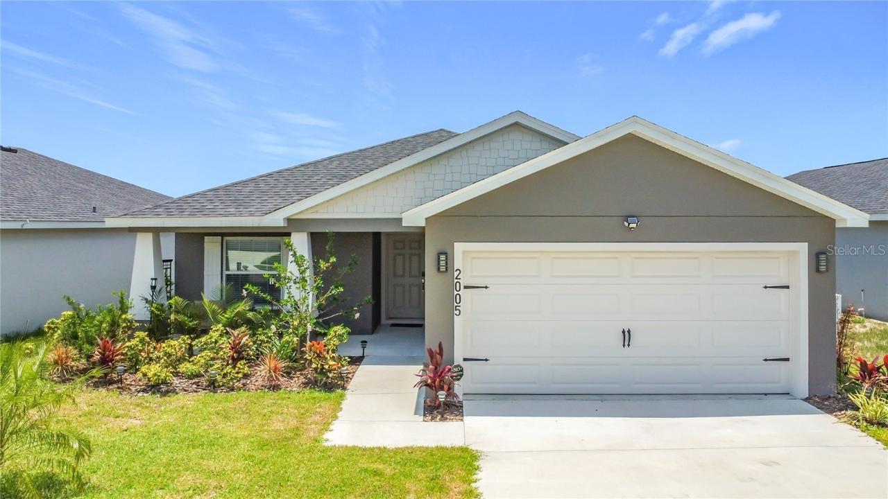 2005 Noble Dr., Davenport, FL 33837