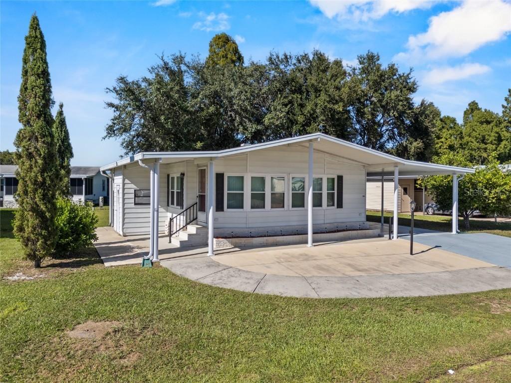 206 Covent Garden Ave., Davenport, FL 33897