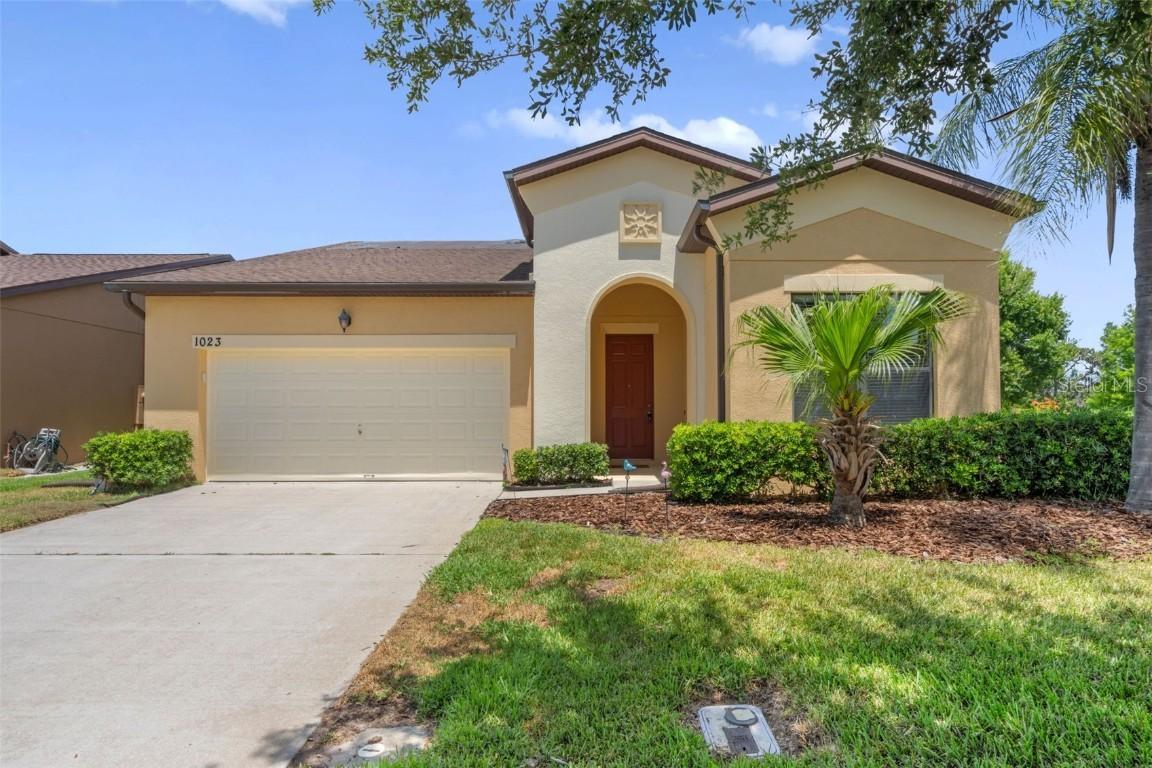 1023 Hermosa Way, Kissimmee, FL 34744