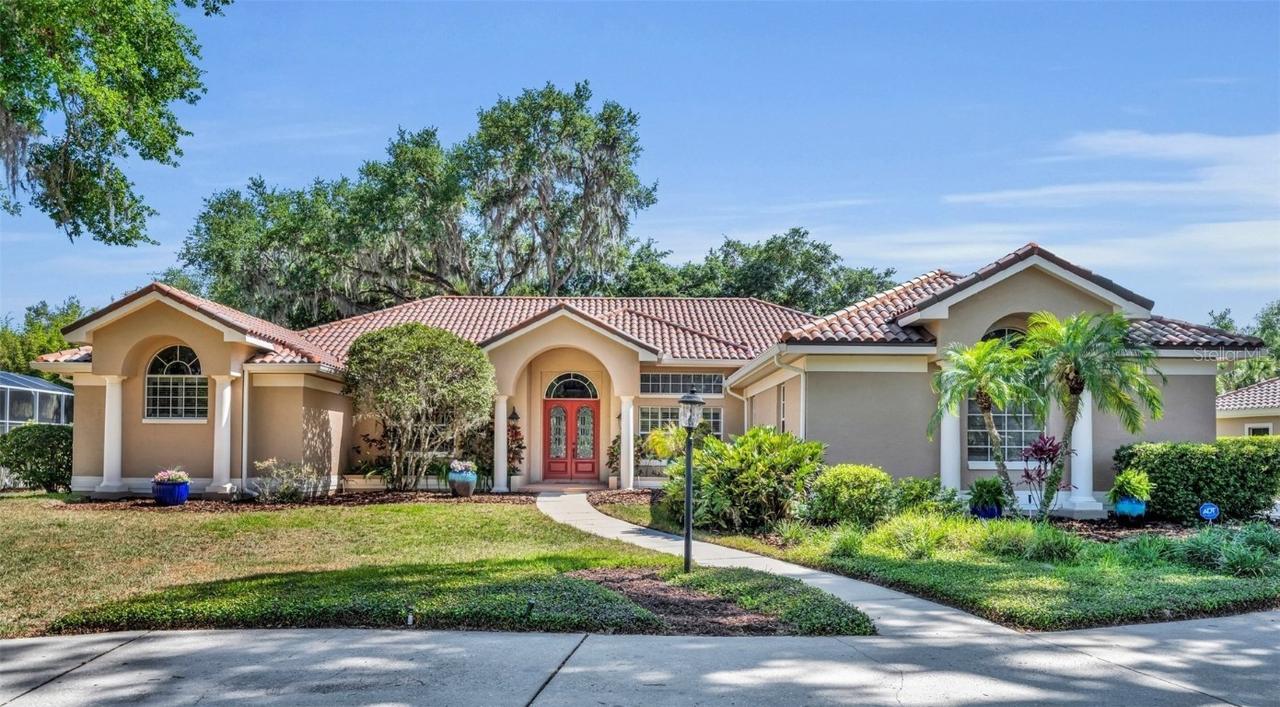 605 W Palm Valley Dr., Oviedo, FL 32765