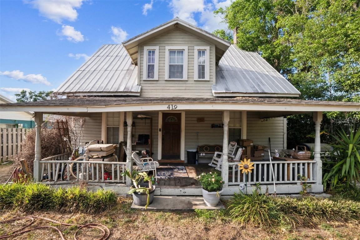 419 Palm Ave., Eustis, FL 32726