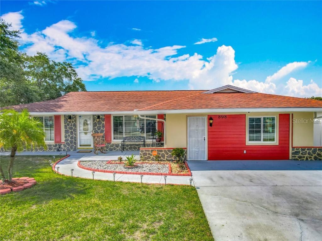 898 Hendry Dr., Orlando, FL 32822
