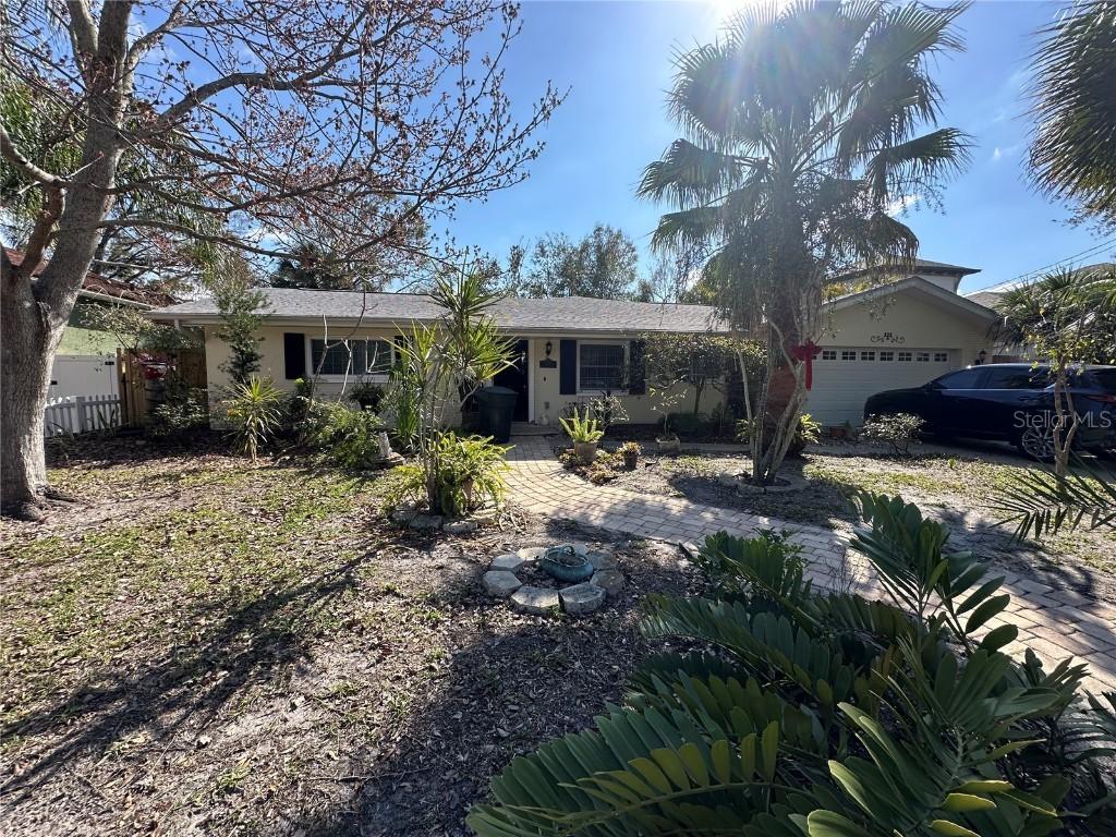 560 7th St., Safety Harbor, FL 34695
