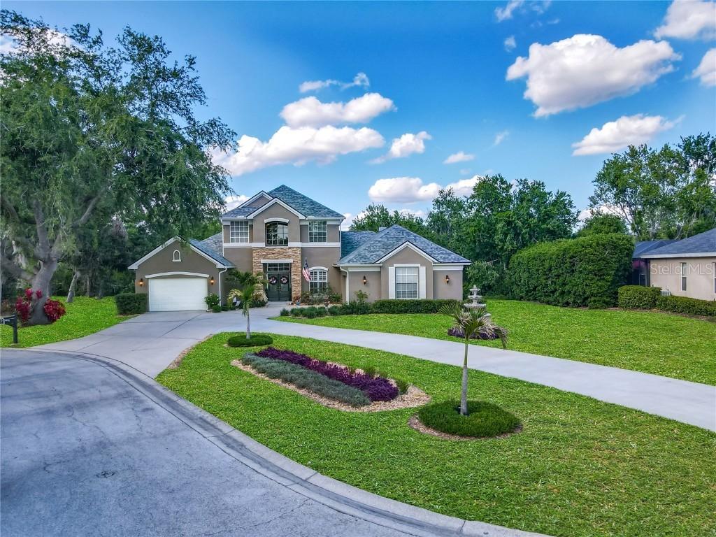 3008 Sutton Woods Dr., Plant City, FL 33566