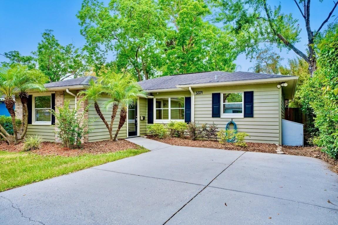 3204 Amherst Ave., Orlando, FL 32804