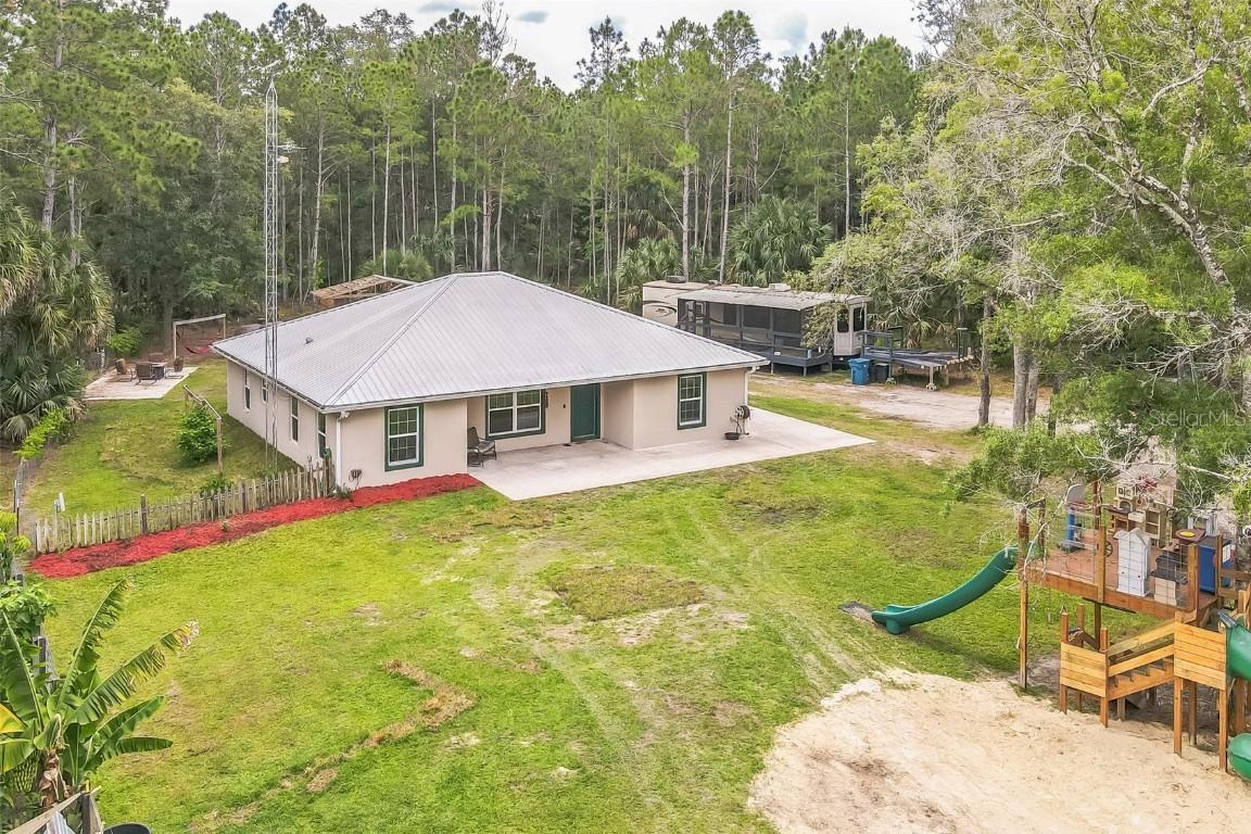 723 River Run Rd., Osteen, FL 32764