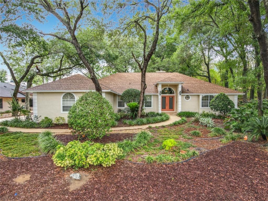 1869 Eagles Rest Dr., Apopka, FL 32712