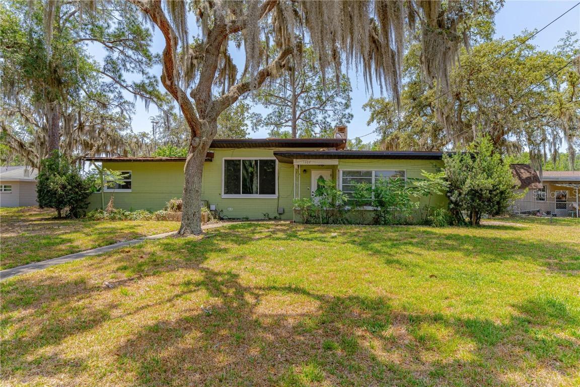 1108 Gibson St., Leesburg, FL 34748
