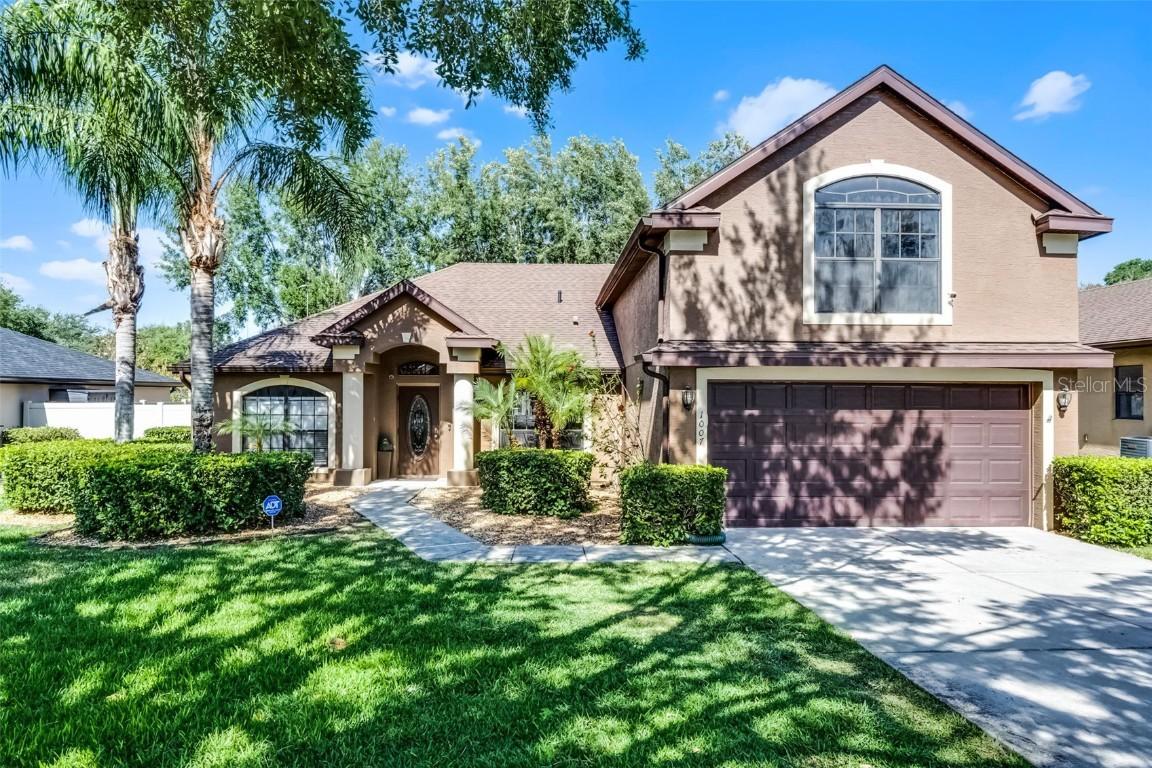 1007 Golf View Estates Dr., Orange City, FL 32763