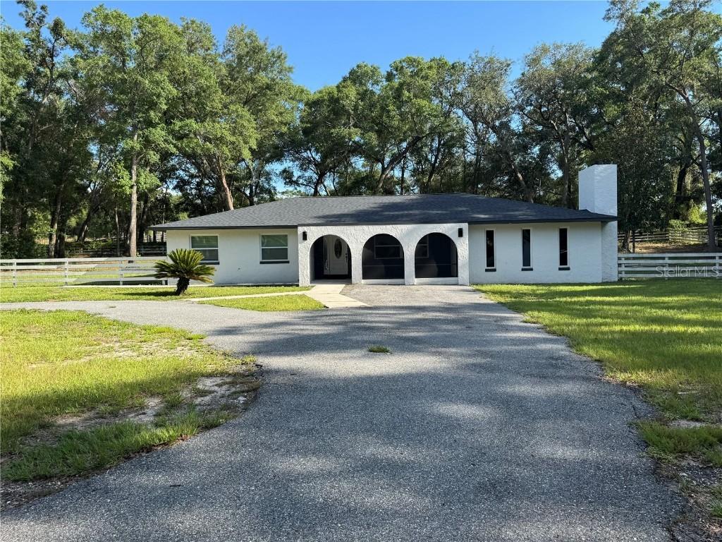 16742 SE Se 165th Ave Ave., Weirsdale, FL 32195