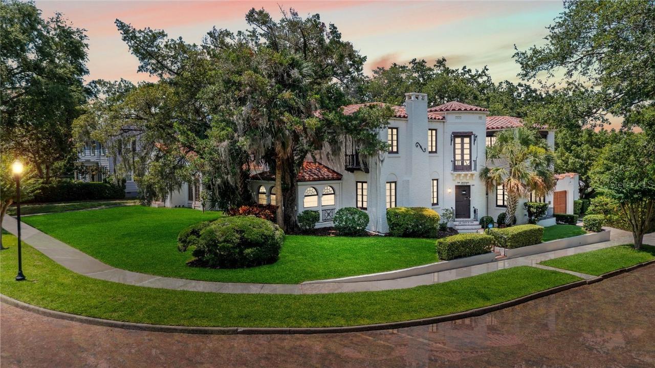 1000 Cordova Dr., Orlando, FL 32804