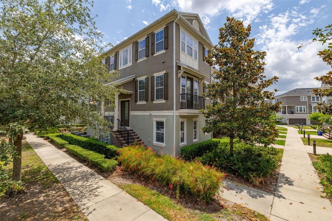 704 Grado Point, Oviedo, FL 32765