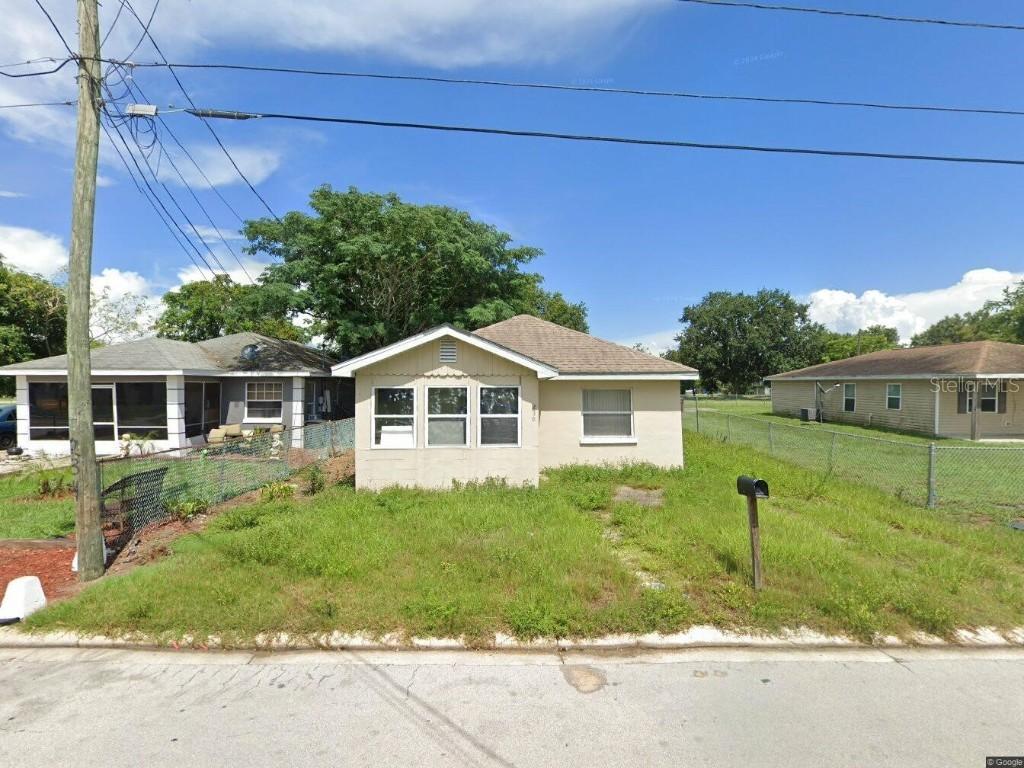 230 D St., Lake Wales, FL 33853
