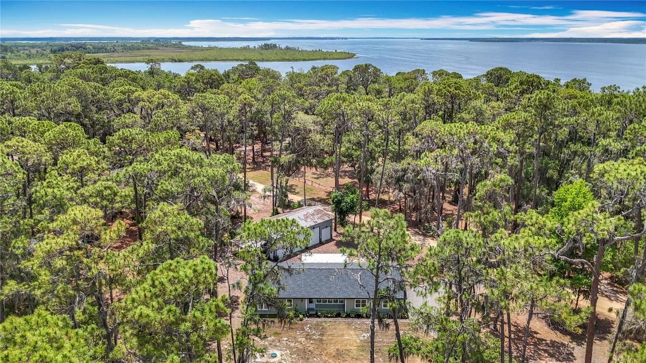 7374 Circle Dr., Lady Lake, FL 32159