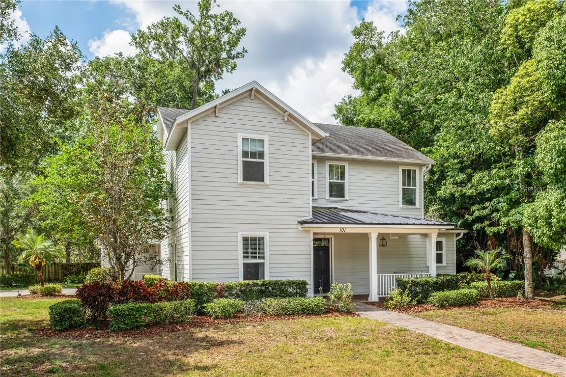 101 W Oakland Ave., Oakland, FL 34760
