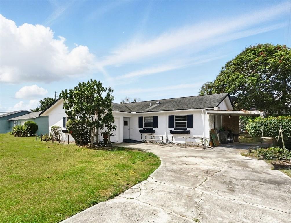 114 Floral Dr., Kissimmee, FL 34743
