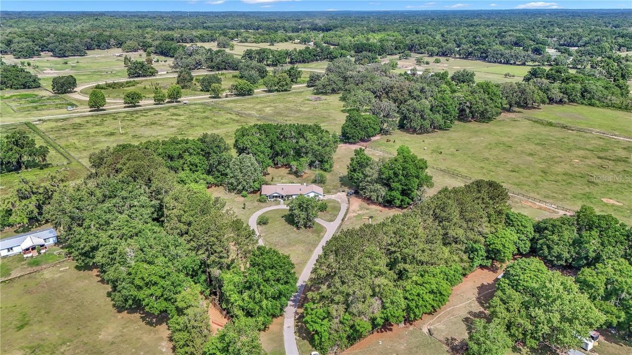 2299 NW 135th Ln., Citra, FL 32113