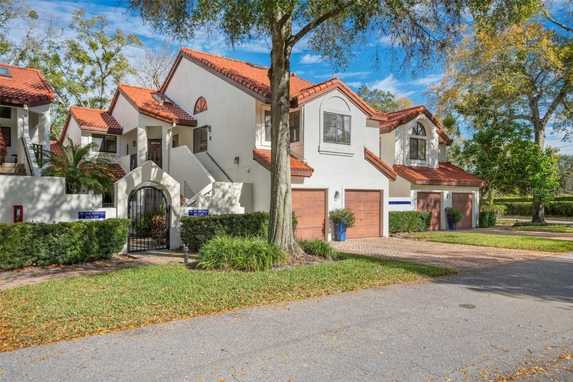 546 Via Fontana Dr. #203, Altamonte Springs, FL 32714
