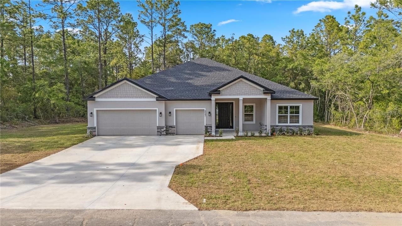 4047 W Findlay St., Citrus Springs, FL 34433