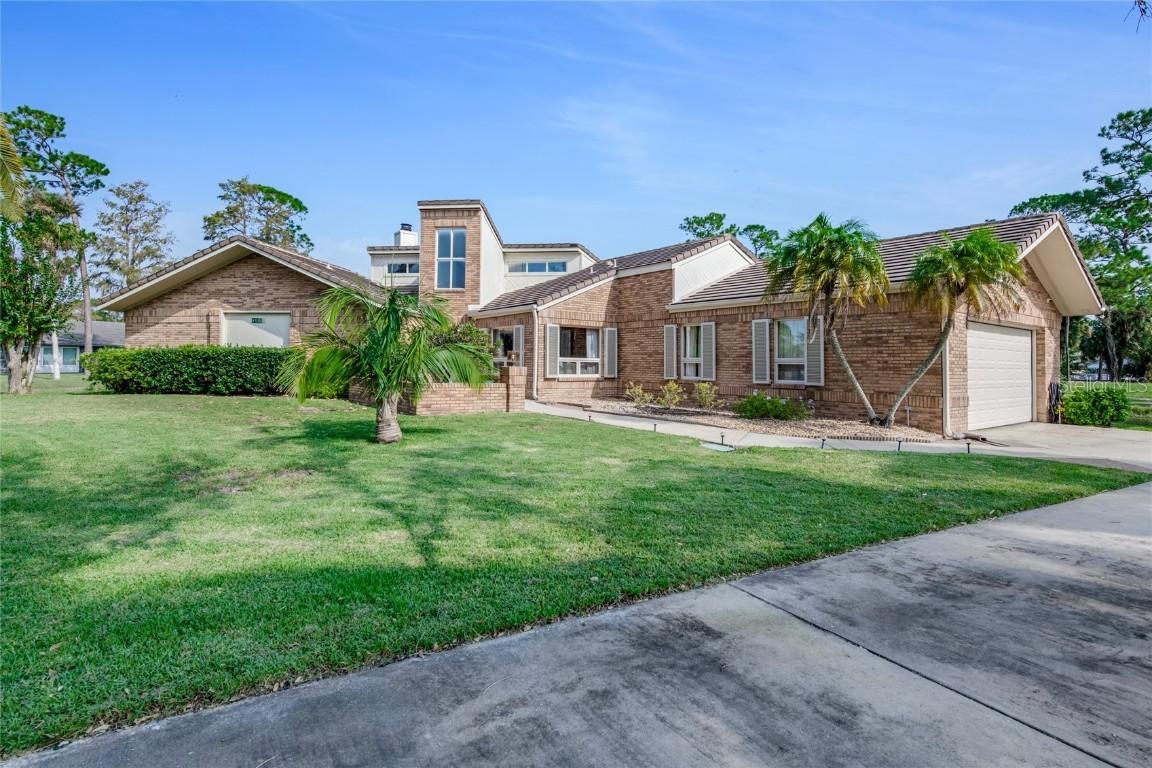 169 Mallard Ln., Daytona Beach, FL 32119